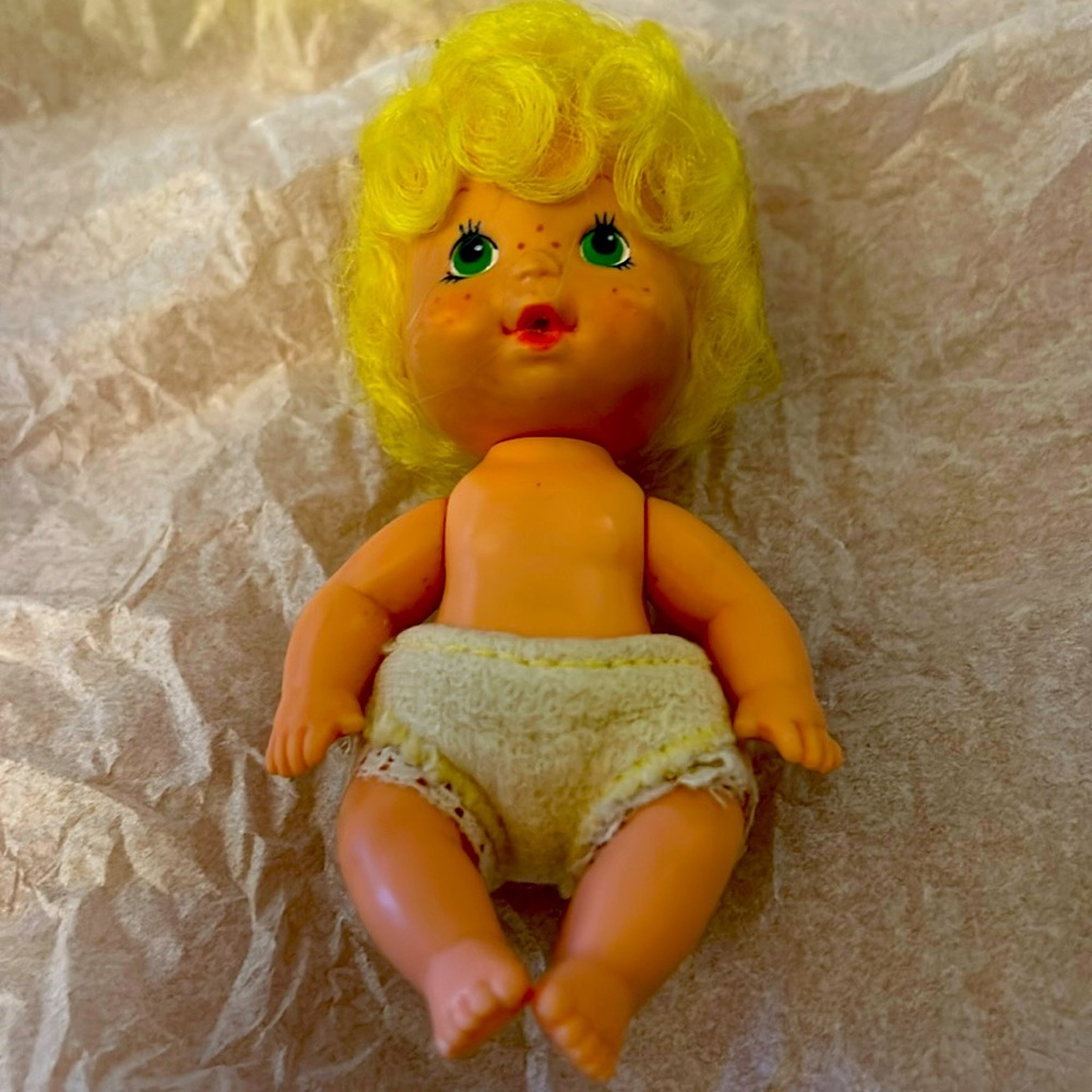 Vintage Strawberry Shortcake “Lemon Meringue “ baby doll, mini doll, - Picture 1 of 3